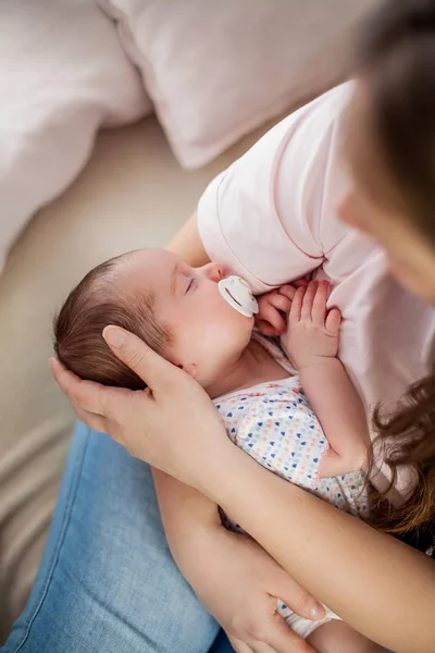 Little baby in mothers hands. Motherhood. — Stock Photo, Image