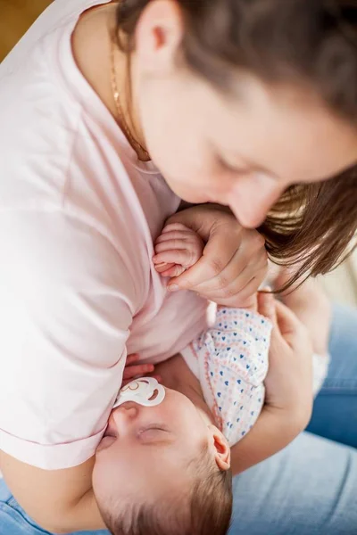 Little baby in mothers hands. Motherhood. — Stock Photo, Image