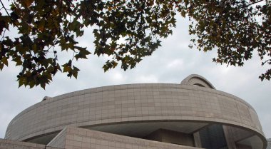 Şangay Müzesi, Şangay 'da Şangay Halk Meydanı, Şangay' da bulunan antik Çin sanat müzesidir. Koleksiyonda Çin 'in dört bir yanından bronzlar, el yazısı ve yeşim taşları var.