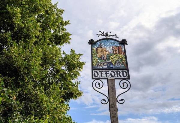 Znak Wsi Otford Otford Kent Wielka Brytania Znak Jest Trawie — Zdjęcie stockowe