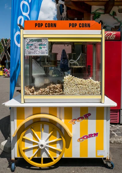 Bucharest Romania 2020 Mobile Street Food Pop Corn Cart Park — Stock Photo, Image