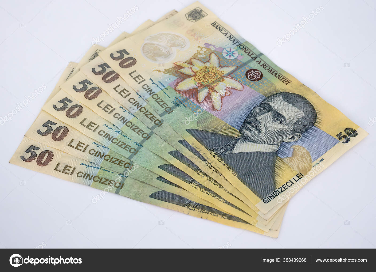 许多50列伊或罗曼式的钞票都有白色背景罗马尼亚货币——图库图片© CristiCroitoru #388439268