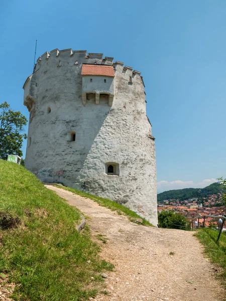 Brasov Romênia 2020 Torre Branca Uma Torre Medieval Defesa Que — Fotografia de Stock