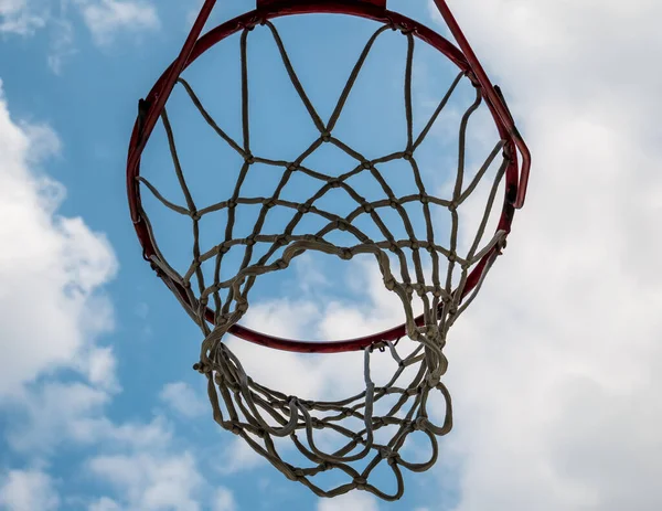 Close Basketball Hoop Blue Cloudy Sky — Stock Photo, Image