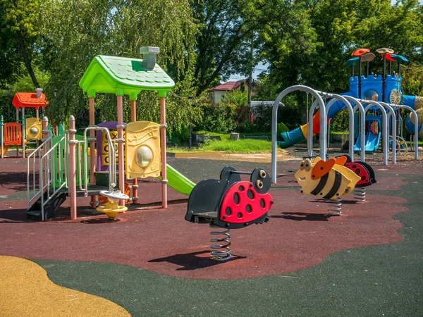 Een Lege Speeltuin Boekarest Roemenië — Stockfoto