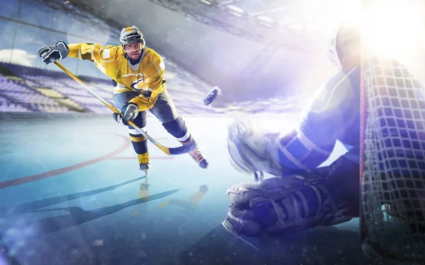 Professional hockey players in action on grand arena — Stock Photo, Image