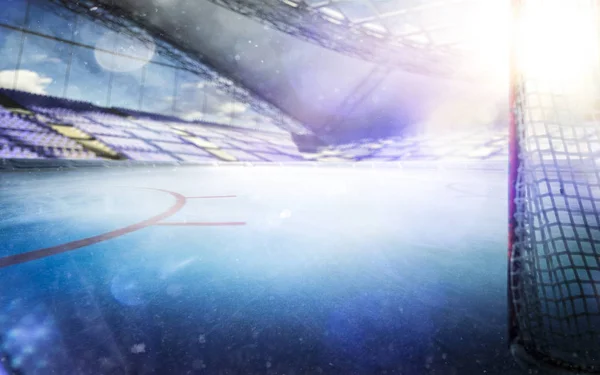 Stadion hoki es dengan kerumunan lampu dan arena es kosong — Stok Foto