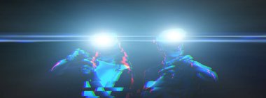 Sanal gerçeklik kulaklığı olan çift oyun oynuyor. Hata efektli resim.