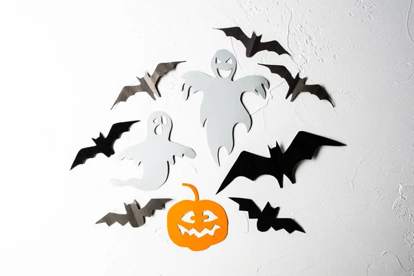 Foto de calabaza de papel, fantasma, murciélagos  . — Foto de Stock