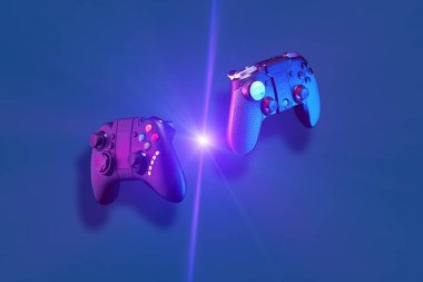 İki uçan kumanda kolu.