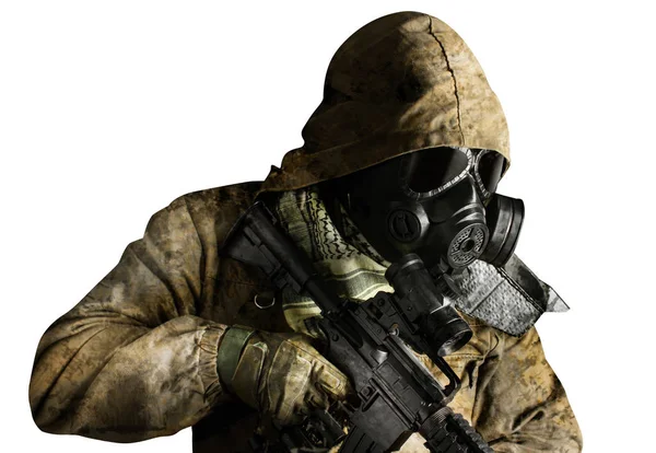 Izolovaný pouštní post-apokalyptický voják stojící s puškou pro — Stock fotografie