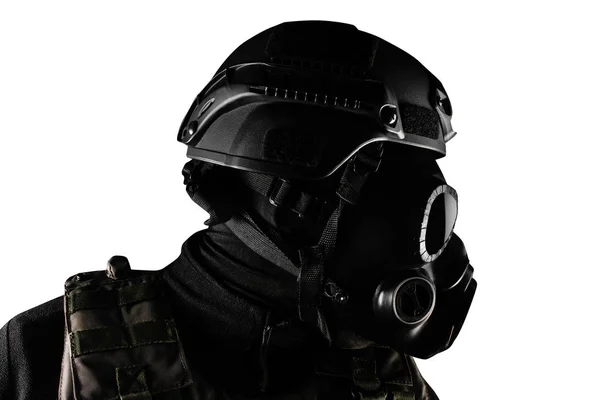 Isolierte Krieger Soldat in Gasmaske Profil Ansicht Nahaufnahme. — Stockfoto