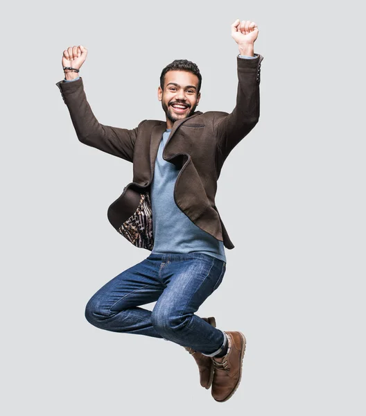 Retrato Joven Guapo Sonriente Celebrando Saltando Riendo Alegre Alegre Hombres — Foto de Stock