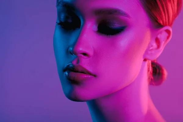 Moda Kolorowy Makijaż Portret Piękna Modelka Neon Światła Studio Kobieta — Zdjęcie stockowe