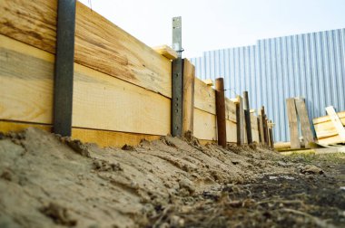 temel için kurulu ahşap biçimlendirme