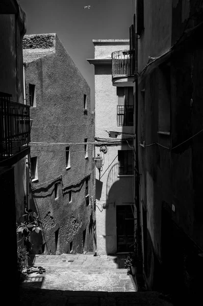 Krásná Alej Castelsardo Staré Město Sardinie Itálie Černé Bílé — Stock fotografie