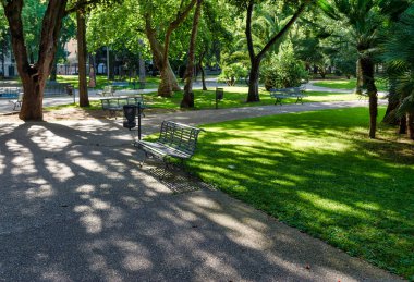 Park city bölgesindeki Sassari, Sardunya, bahar güneşli bir gün içinde