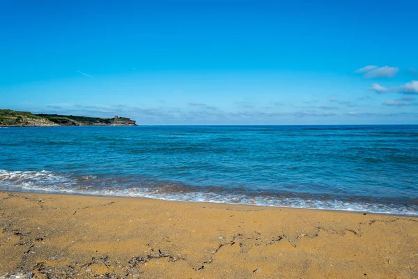 Pohled Pobřeží Sardinie Pláž Porto Ferro Pošmourné Ráno Letní — Stock fotografie