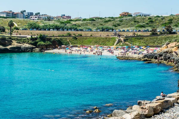 kalabalık Sardunyalı beach, Balai, içinde şehir Porto Torres, yazın güneşli günü görünümünü