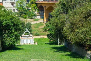 Rosello antik Çeşme Sassari Sardunyalı şehir içinde