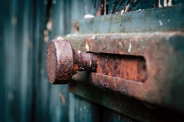 closeup eski kirli kolu