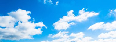 bulutlu mavi gökyüzü arkaplanı