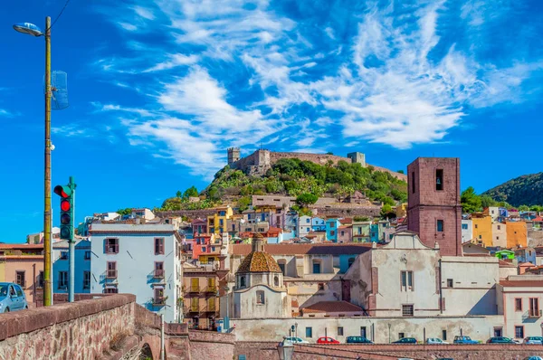 Antiguo pueblo de Bosa en el río Temo —  Fotos de Stock