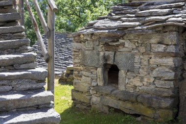 Salecchio (VCO), İtalya - 19 Haziran 2020: Salecchio Inferiore view, Antigorio Valley, Ossola, VCO, Piedmont, İtalya