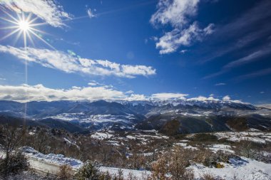 Serra Del Cadi 'de kış, La Cerdanya, Pireneler, İspanya