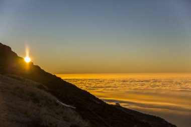 Serra Del Montsec 'te gün doğumu, Lleida, İspanya