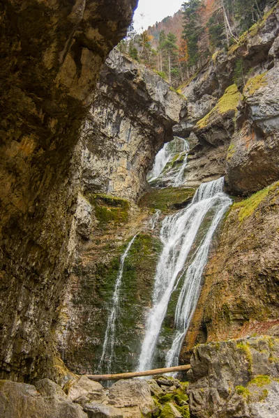 Cueva Waterfall Ordesa Monte Perdido National Park Spain — стокове фото