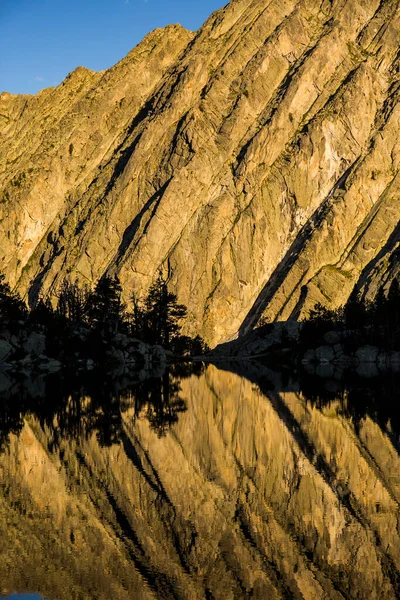 Tramonto Nel Rifugio Josep Maria Blanc Aiguestortes Parco Nazionale Sant — Foto Stock