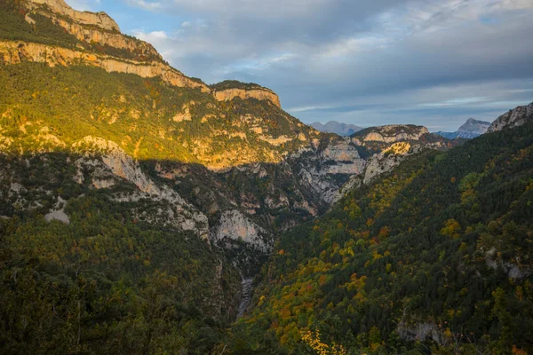 Őszi Jelenet Ordesa Monte Perdido Nemzeti Park Spanyolország — Stock Fotó
