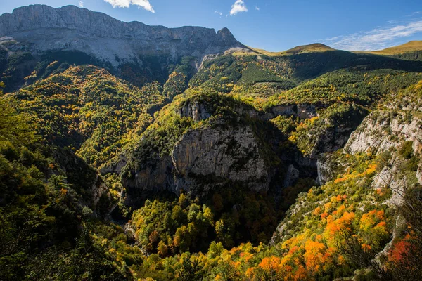 Őszi Jelenet Ordesa Monte Perdido Nemzeti Park Spanyolország — Stock Fotó