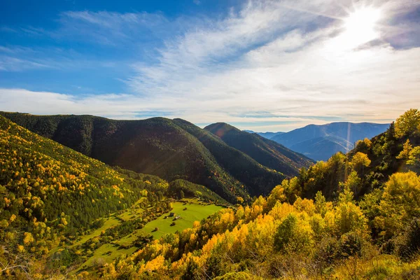 西班牙Ordesa和Monte Perdido国家公园的秋季风景 — 图库照片