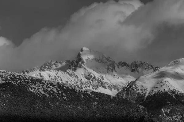 Zima Národním Parku Ordesa Monte Perdido Pyreneje Španělsko — Stock fotografie