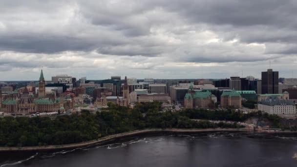 Canada Edifici Del Parlamento Una Giornata Nuvolosa — Video Stock