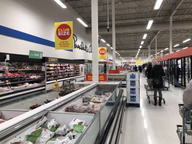 Bir bakkal Satılık çeşitli gıda ürünleri