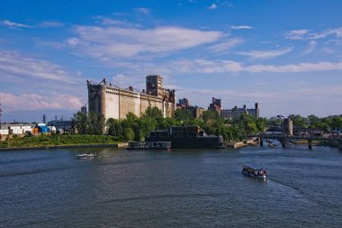 Gün içinde bir metropol şehir