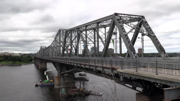 Puente Sobre Río — Vídeos de Stock