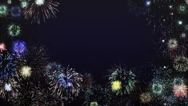 Feux d'artifice colorés lumineux dans le ciel nocturne — Video