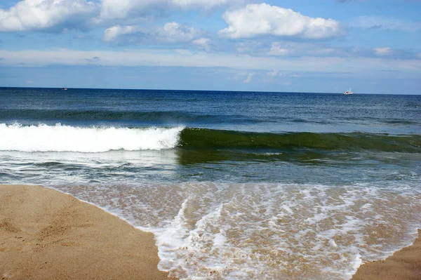 Poolse Oostzee Prachtige Blauwe Zee Golven Oceaan Horizon Zand Strand — Stockfoto