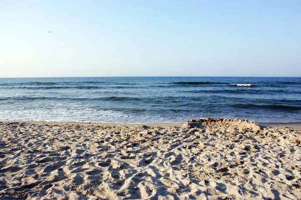 Poolse Oostzee Prachtige Blauwe Zee Golven Oceaan Horizon Zand Strand — Stockfoto