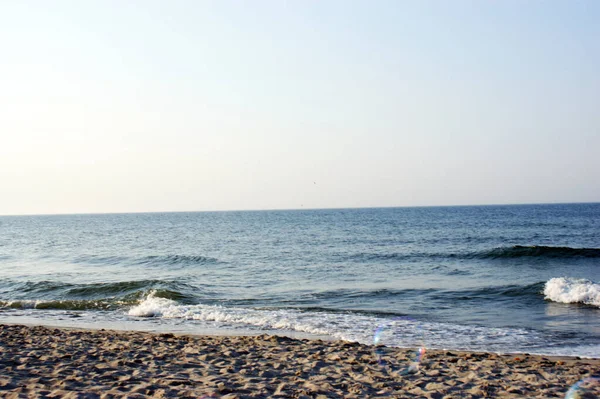 Polnische Ostsee Schöne Blaue Meereswellen Ozean Horizont Sand Und Strand — Stockfoto