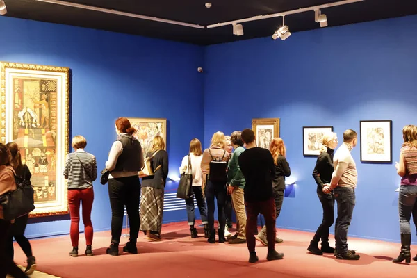 Moskova, Manege, 26 Ocak 2019, Frida Kahlo ve Diego Rivera tarafından resim sergisi  