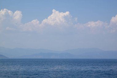 Sınırsız deniz ufku