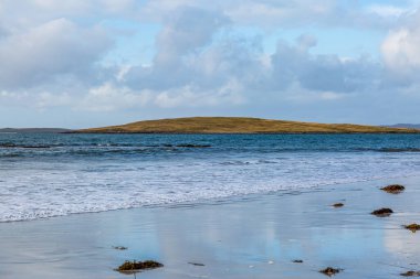 Kuzey Uist Hebridean adasındaki Clachan Sands manzarası