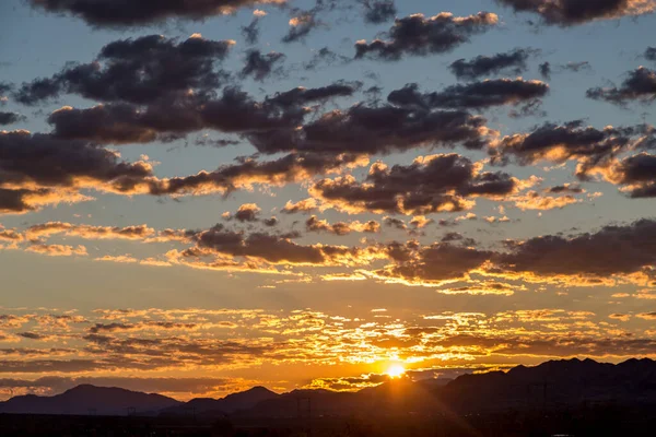 Силуэт Гор Калифорнийской Пустыне Время Восхода Солнца — стоковое фото