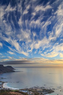 Gün batımında Cape Town Görünümü