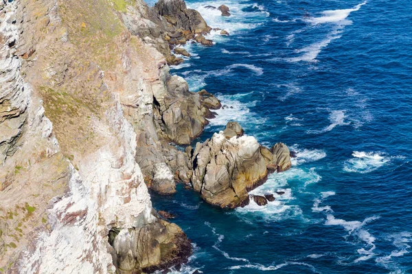 Kayalar ve Dalgalı Deniz, Cape Point